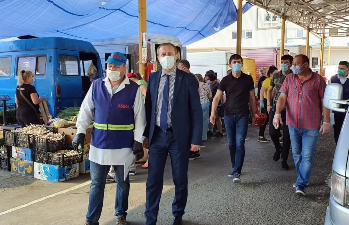 ANSA a inspectat piețele agroalimentare Cumpărătorii și vânzătorii...